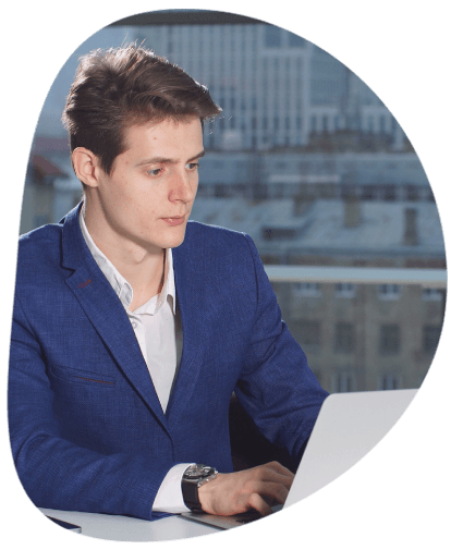 An expert translator working late hours, providing Translation Services in Aurora, Colorado, with 24/7 support.