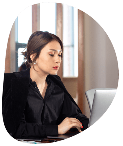 The customer uses accurate translation services available 24/7, ensuring urgent needs are translated on time and accurately.