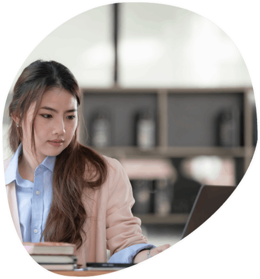 Translator providing certified translation to a customer in Coral Springs, Florida, ensuring legal and official documents.