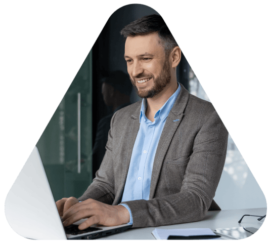 Translator delivering maritime translation services in over 100 languages for smooth global business communication. Translator delivering maritime translation services in over 100 languages for smooth global business communication.