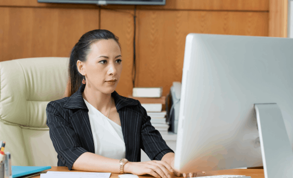 Translator providing affordable multilingual certified translation services in Reno for various official documents.