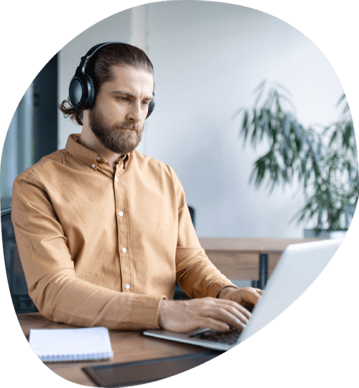 A project manager in a New York office coordinates Navajo Transcription Services city hub delivery for a nationwide.