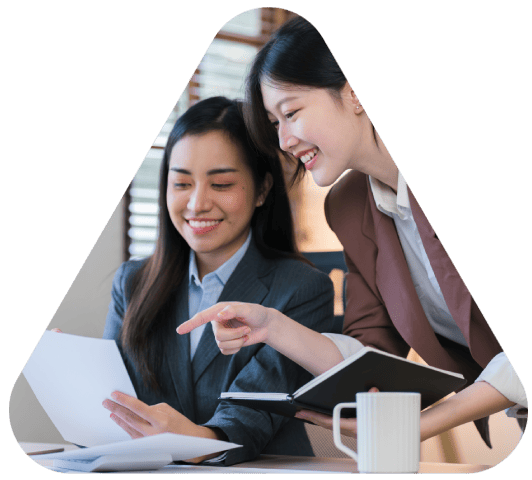Customer receiving certified and notarized translation services in Everett for immigration, legal, or educational purposes. Customer receiving certified and notarized translation services in Everett for immigration, legal, or educational purposes.
