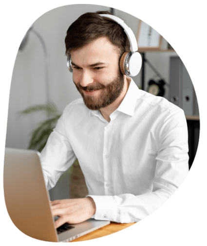 Customer using online Group Discussion transcription services to get valuable insights from a recorded discussion.