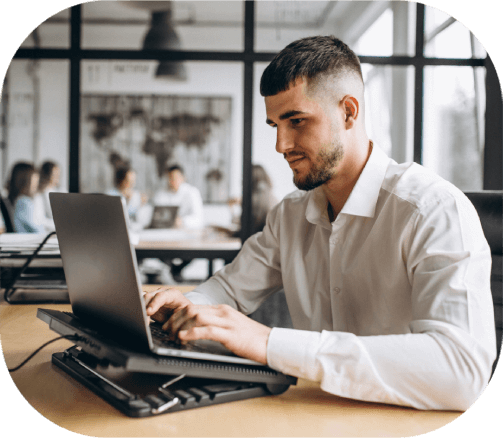 A customer benefiting from native Spanish translation services in Round Rock for their marketing materials.