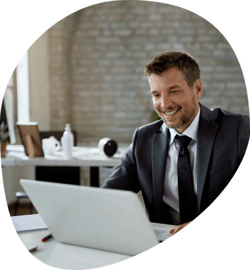 Professional translator delivering translation services in Ontario, ensuring precise multilingual communication.