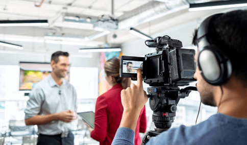 Translator accurately translating audiovisual scripts, dialogues, and subtitles through expert movie translation services US.